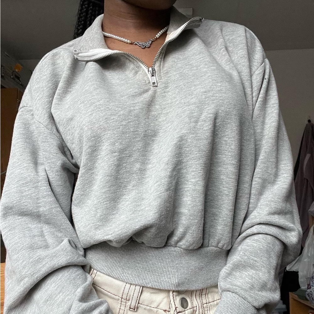 Long sleeve sweater
